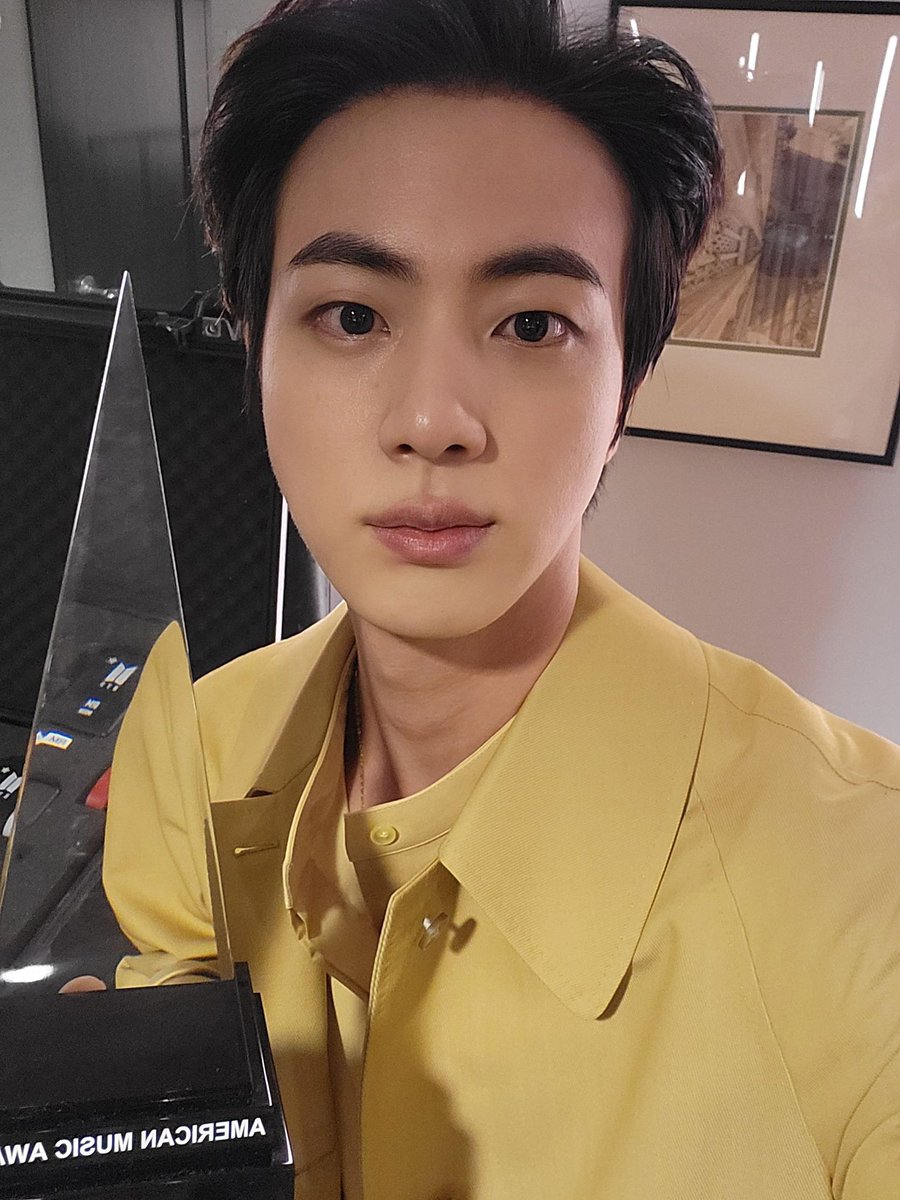 STUDIO_0613's tweet photo. 🐹ARMY heart https://t.co/BweT7HSXQp