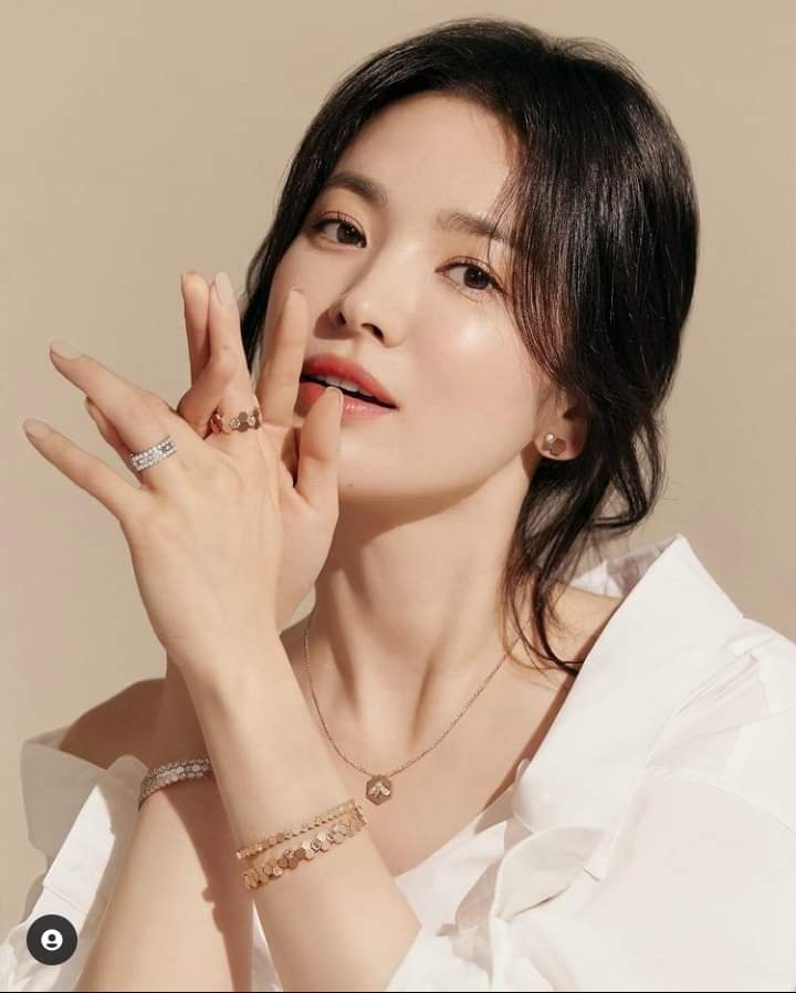 april_lhyn's tweet photo. Happy blessed birthday #SongHyeKyo 
#HappyBirthdaySongHyeKyo https://t.co/XriLicoc9f