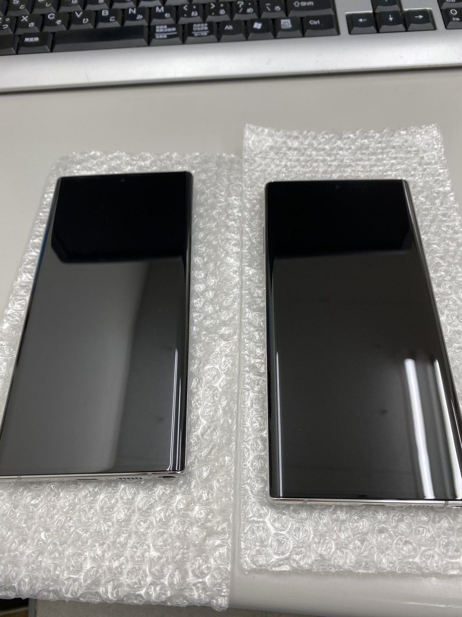 こんにちは‼️
ピカピカのnote10➕が二台でました。（WiFi専用機でS PENなしです）
価格は38000円になります。