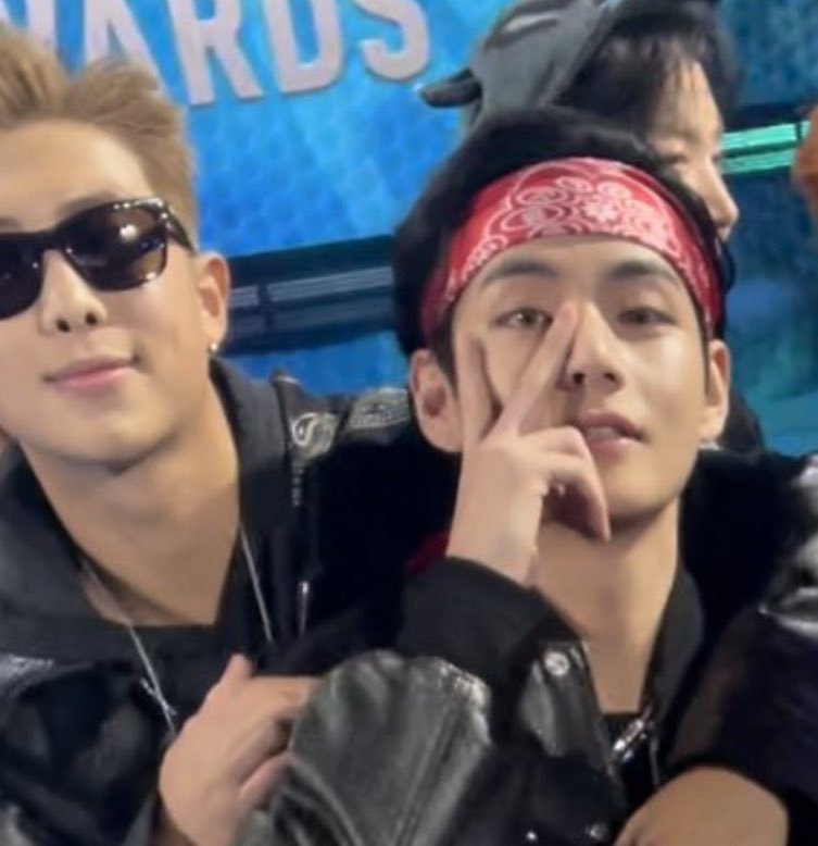 taejoonhr's tweet image. WHAT A TIME TO BE ALIVE!!!!!!!