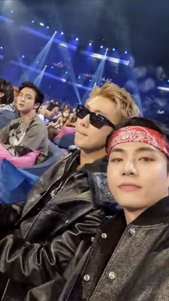 KSiangui's tweet photo. Kim kim kim 👏🏻 https://t.co/vy9A79nUwQ