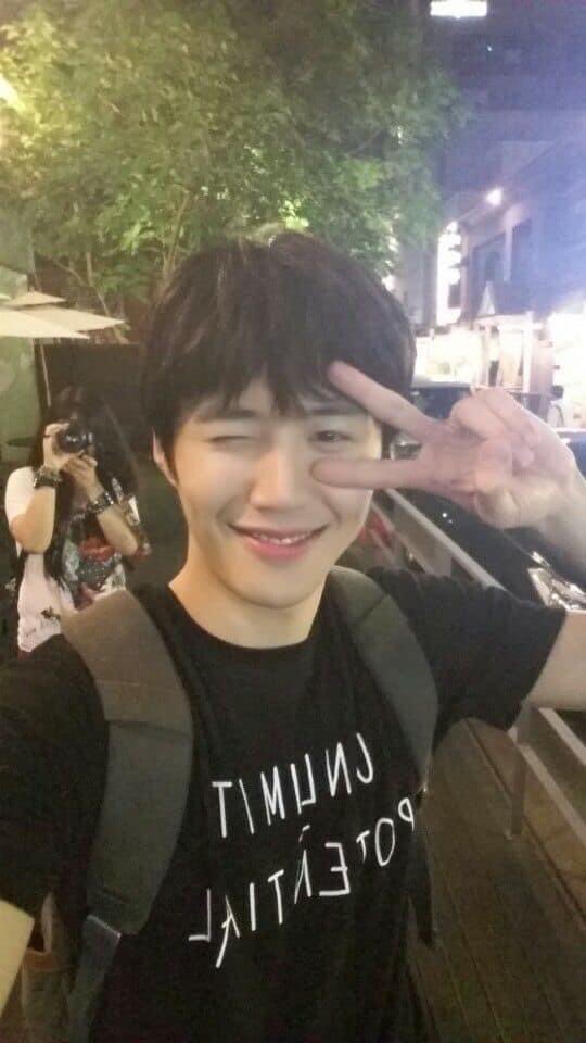 prettywoman666's tweet photo. 💙💙💙💙
HAPPY 8M SEONHO__KIM
#TheReason8sYou #KimSeonHo #김선호 https://t.co/VX37yyaxpu