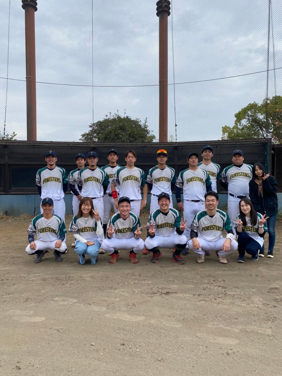 Foresters89's tweet photo. CUBEリーグ決勝トーナメント準決勝vs TAMANAWAYさん
F0101000|2
T0000020I2
末永、村上、五木田ー山口
本塁打　長尾⑥号ソロ
　　　　五木田①号ソロ
勝つと神宮球場での決勝戦進出が掛かる一戦、2本の本塁打で先制するも同点に追い付かれ、特別ルールのジャンケンで5-4で勝利！決勝(神宮)進出決定！！ https://t.co/Wjlza7PjzZ