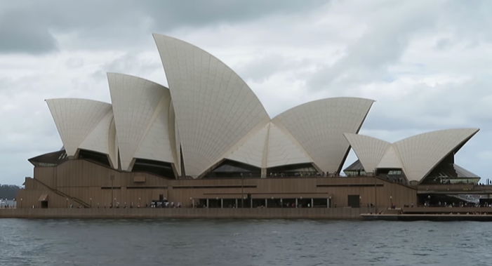 OWorldRecord's tweet photo. The #SydneyOperaHouse is a great #architecturalwork of the 20th century that brings together multiple strands of creativity and innovation in  architectural and structural design. It comprises three groups, ‘shells’ which roof two main performance halls and restaurant.
#owr https://t.co/PtjT1FUO57