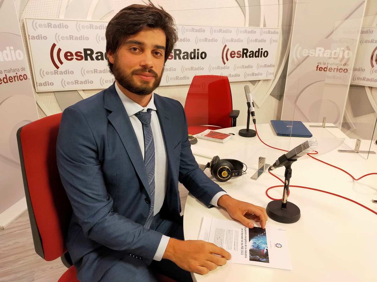 El portavoz de <a href="/Foroindenergia/">Foro Industria y Energía</a>, <a href="/dbashandeh/">Daniel Bashandeh</a> en <a href="/esclaverural/">En Clave Rural</a> <a href="/esRadio/">esRadio</a>: "La #COVID19 ha puesto de manifiesto la importancia de la gestión energética en la industria. Estamos ante un problema de presente. Para mirar al futuro, es importante abordarlo ahora"foroindustriayenergia.com/dbashandeh_esr…