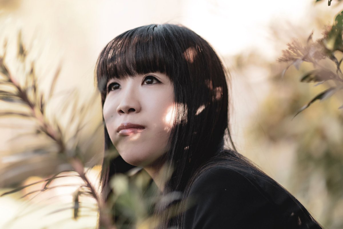 Nous sommes très heureux d’accueillir la jeune pianiste Madoka Fukami. Pianiste japonaise formée auprès de Michel Béroff, Marian Rybicki, Philippe Bianconi en Piano, Patrick Cohen en Piano-forte, Itamar Golan et Kenneth Weiss en Musique de chambre.
bs-artist.com/medias/files/p…