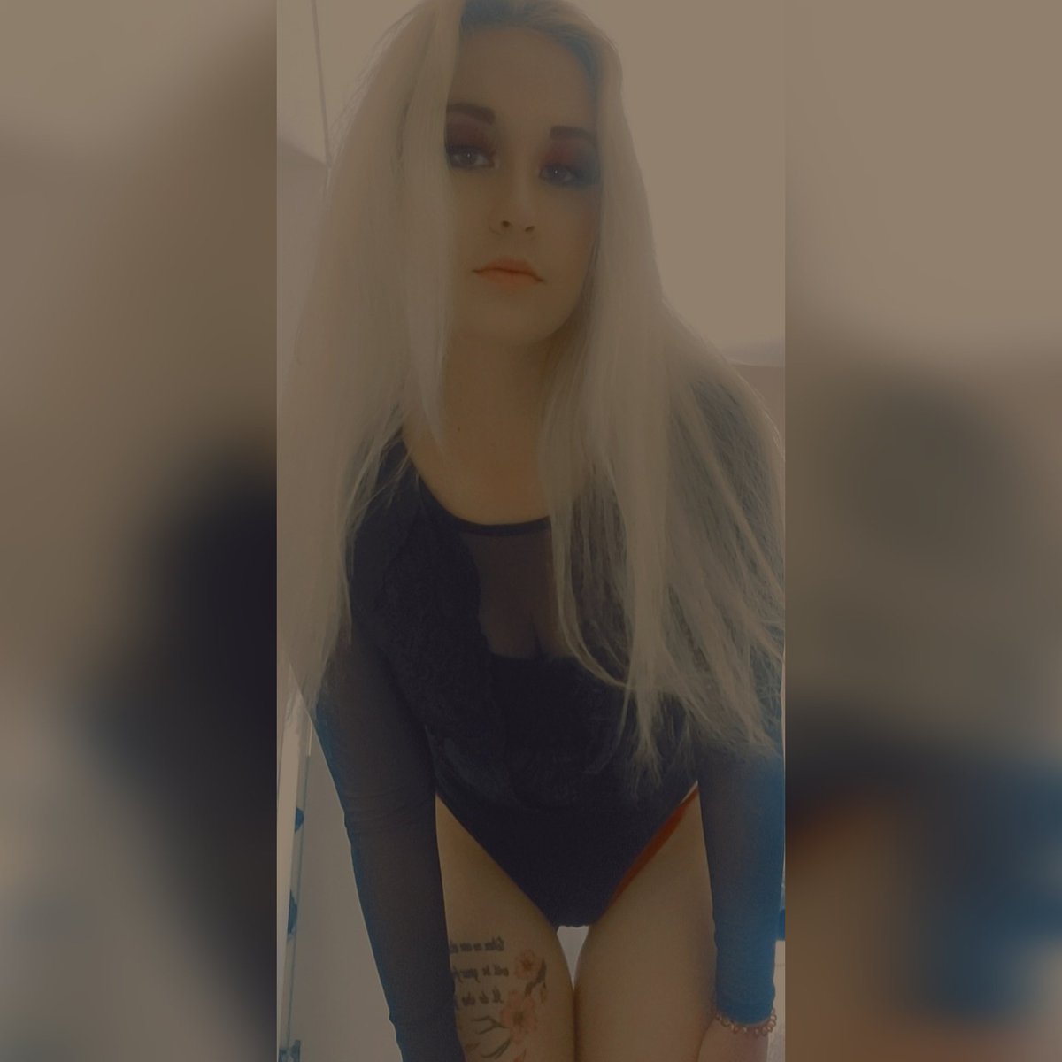 UysJune's tweet photo. It's not love I'm just drunk 🤤👽 https://t.co/PdBGbyXaXJ