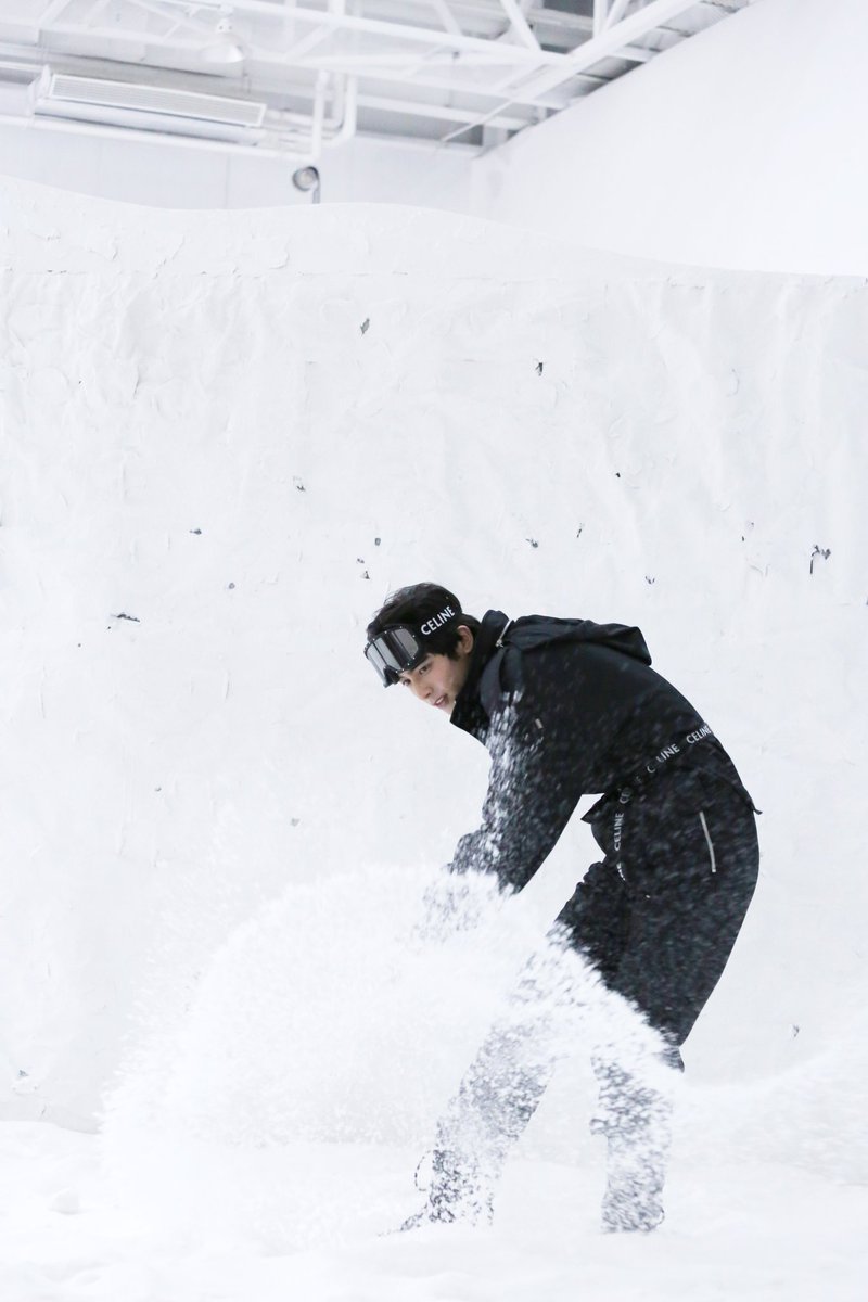 - 211122 -
Cr.SWL_OFFICIAL
《 #Songweilong #宋威龙 》