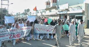 DrAnjal98249651's tweet photo. People of #Balochistan are protesting against CPEC. CPEC is the weapon of China to capture mineral rich Balochistan province of #Pakistan.#CPEC #PakProtestAgainstCPEC #Unrest_InPakistan #SaqibNisarExposed #SaqibNisarExposed #에스에프나인 #별들을이어_천러라_이름붙인날 https://t.co/6AY22OYfcI