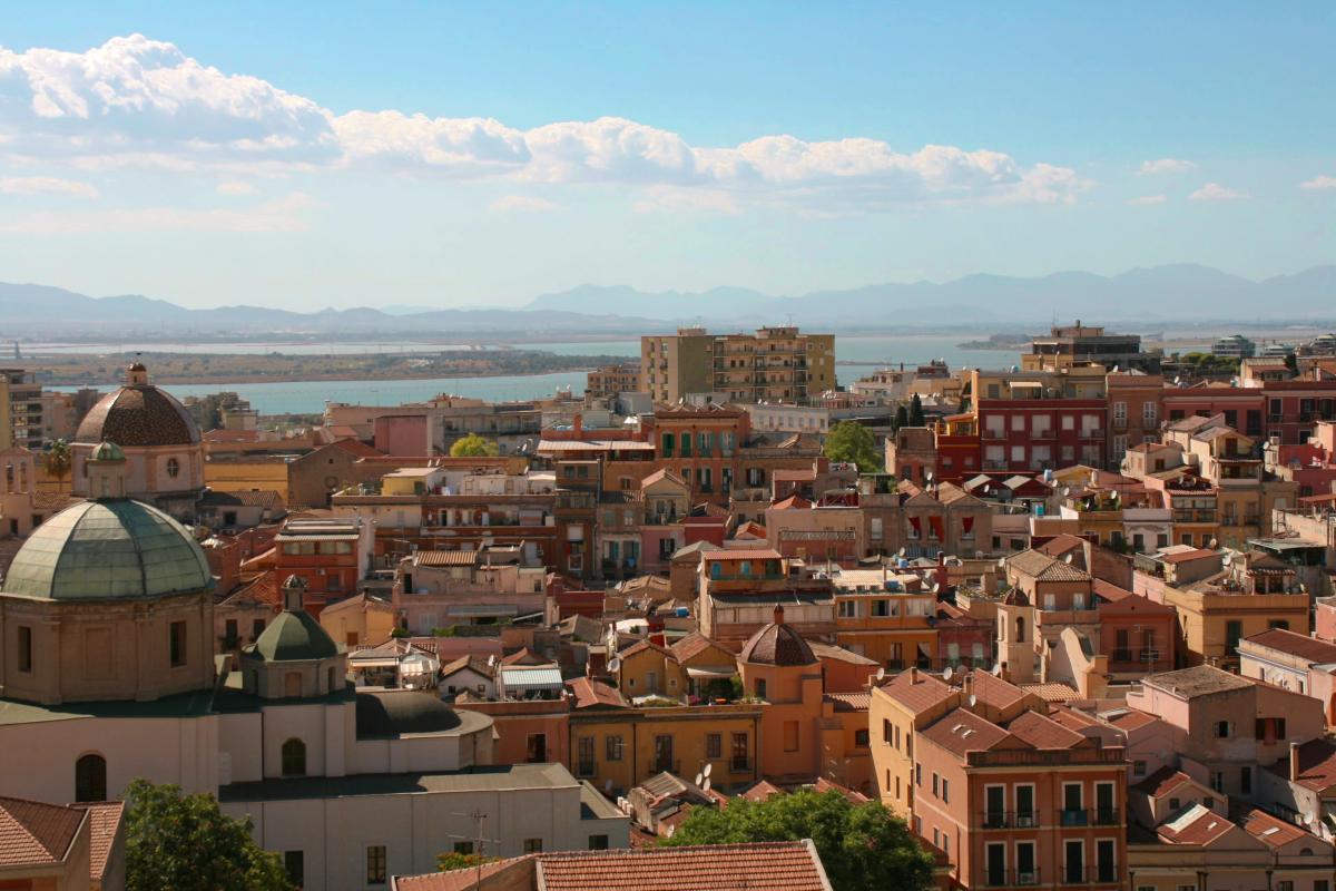 #PPAN per Italian Architects, piattaforma italiana di <a href="/worldarchitects/">world-architects</a>.
A #Cagliari 40 #scuole diventano perno di comunità energetiche, con importanti ricadute ambientali e sociali.

Leggi l’articolo 👉🏻 italian-architects.com/it/architectur…