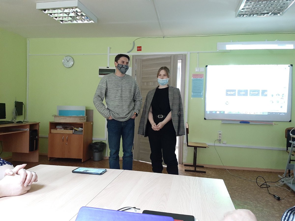 20 ноября участники программы #ПроРайоны встретились с авторами проекта Культурное пространство Твой Металлург Татьяной Поповой и Романом Ежевичкиным в <a href="/Cdtmetallurg/">МБУ ДО "ЦДТ"МЕТАЛЛУРГ" г.о. Самара</a>

К нам присоединились ученики <a href="/Gymnasium_133/">МБОУ Гимназия №133 г.о. Самара</a> с проектом "УРБАНИСТИЧЕСКАЯ ПЛАТФОРМА «Smart District»".