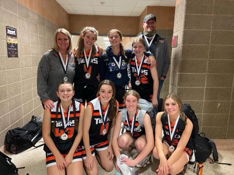 TigerCoachSarge's tweet image. 8 black with another great tourney. 3rd place. 4-2 on the year heading into the Thanksgiving break! @LoloElse