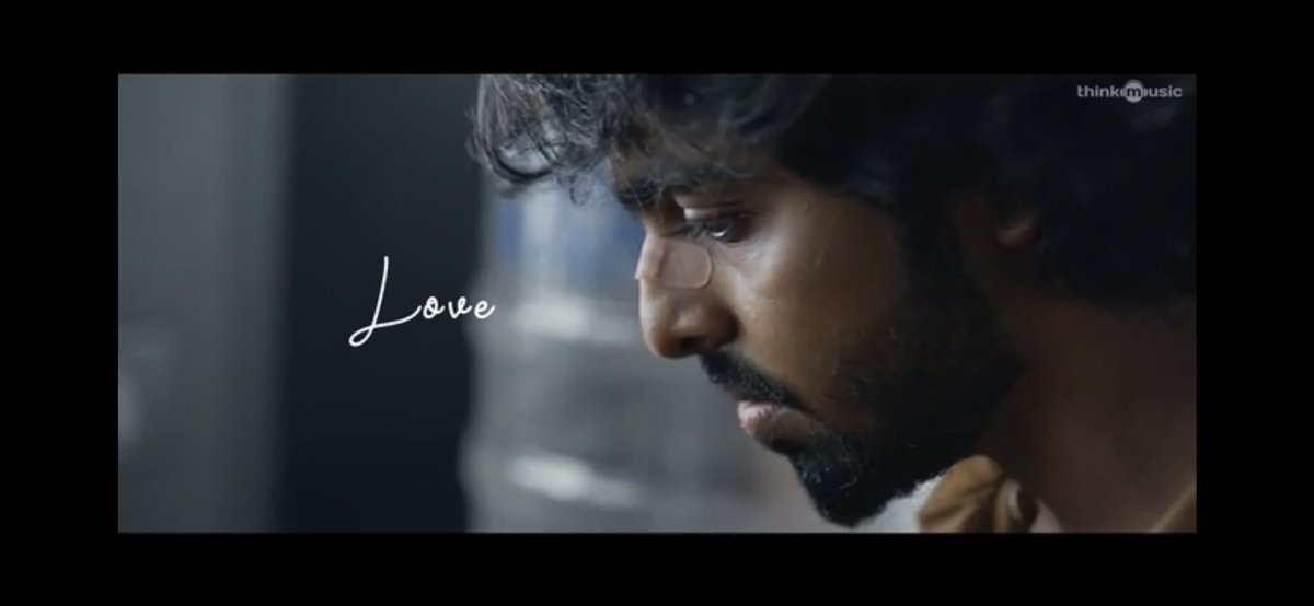 vconnectu's tweet photo. Unveiling the eagerly awaited trailer of #Bachelor 🥳

▶️ https://t.co/jab3rEtsp0

A grand theatrical release from Dec 3 💥

@gvprakash @Dili_AFF @AxessFilm @Sathishdiroff @SakthiFilmFctry @thenieswar @divyabarti2801 @itspooranesh @APIfilms @Duraikv @decoffl @Harshath_rvs https://t.co/OPa2OjQBRH