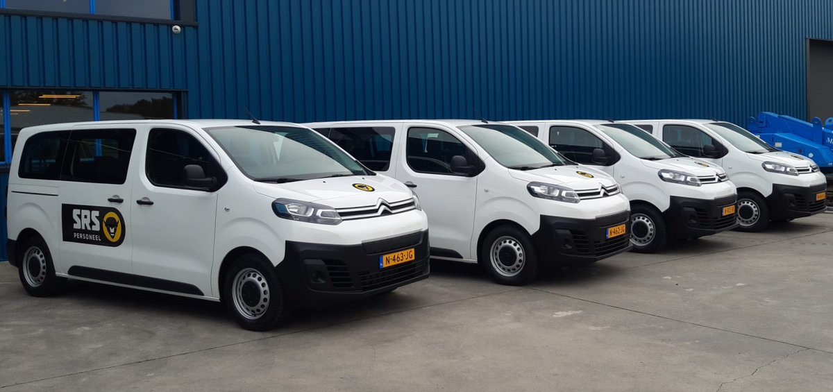 SRS Personeel heeft deze maand haar wagenpark uitgebreid met 4 nieuwe 9-persoonsbussen. Wat deze bussen zo bijzonder maakt? Ze zijn 100% elektrisch! #Ejumpy #Wagenpark #Elektrisch #Citroën