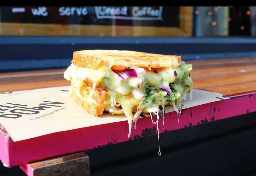Happy Monday Folks!! Its a chilly one out there today, why not warm your tummy up with a tasty cheesey toastie and a cup of spicy tomato soup!

Both Leeson and Montague street open all week!