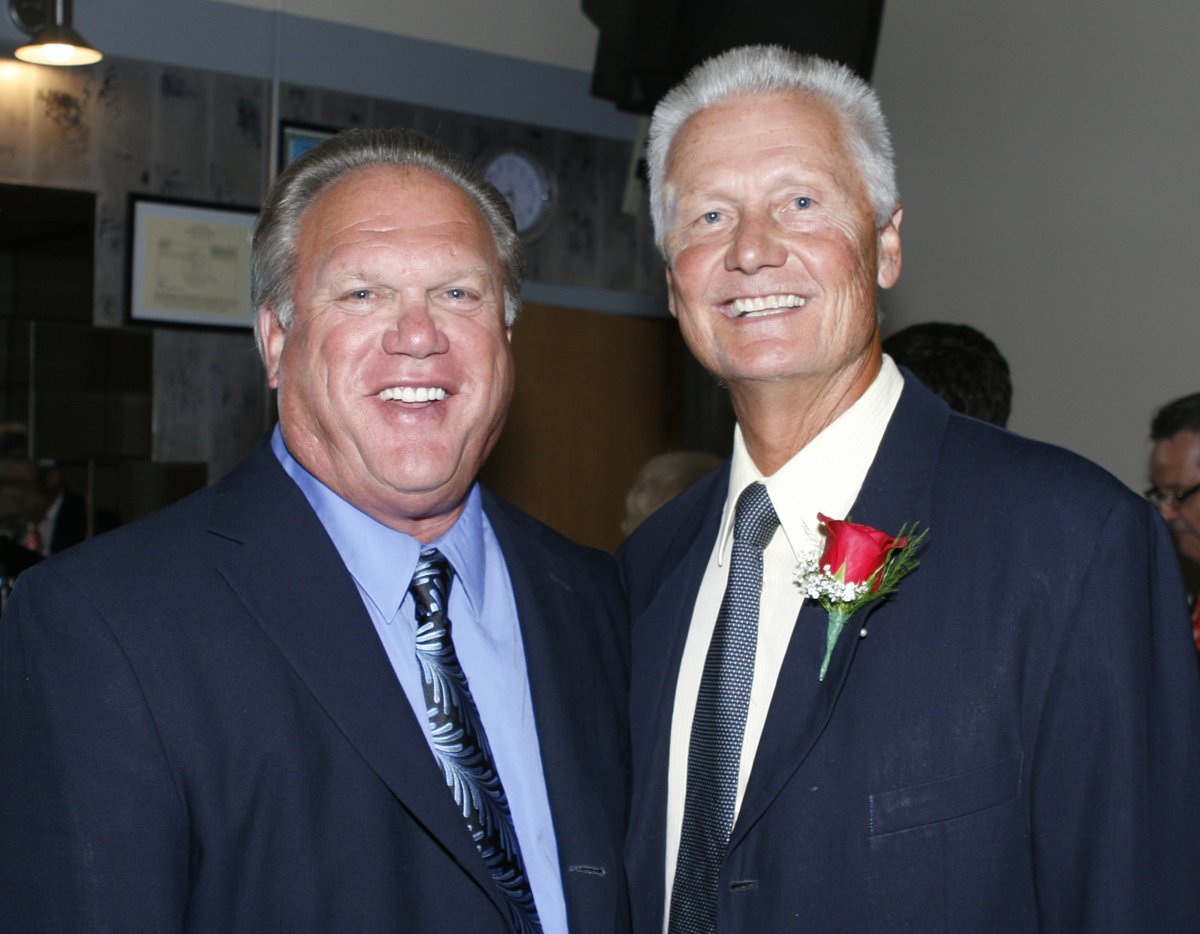 NPASHF's tweet photo. Happy Birthday to Greg Luzinski. Born on this day in Chicago , Illinois ,  “The Bull” was 19 years old when he broke into the big leagues on  September 9, 1970, with the Philadelphia Phillies.. Greg was inducted into the #NPASHF in 1989. Learn more at https://t.co/dGY56cgDKA https://t.co/EC7rfO5zbG