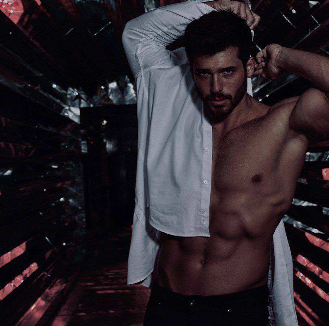 canem198917's tweet photo. ⭐️🤤🔥🔥🔥🤤⭐️
#Globalnubiaawards2021
I vote #CanYaman for
#globalactoroftheyear https://t.co/ru4HGOnfyo
