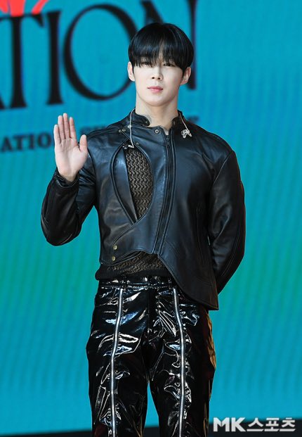 DAWON_THAILAND's tweet photo. [📸รูปจากรอบเพลสคอนค่า] #DAWON #다원 #이상혁 #SF9 #이다원 #에스에프나인 #Trauma #RUMINATION #트라우마 https://t.co/IbZHBdJHvl