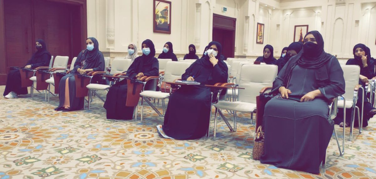 omanssa_bn's tweet photo. اليوم الثاني للمشغل التوضيحي لمسابقة التوعية الرياضية والصحيه لمعلمات مدارس ولايه صحم والخابورة والسويق  حلقة ثانية وما بعد الاساسي. https://t.co/JclDdQi5ST