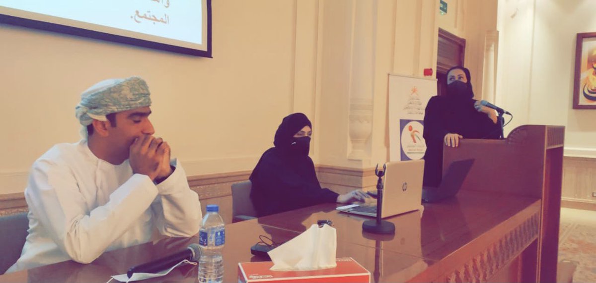 omanssa_bn's tweet photo. اليوم الثاني للمشغل التوضيحي لمسابقة التوعية الرياضية والصحيه لمعلمات مدارس ولايه صحم والخابورة والسويق  حلقة ثانية وما بعد الاساسي. https://t.co/JclDdQi5ST