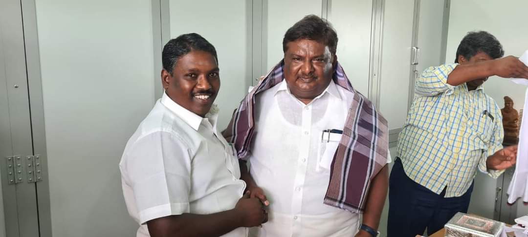 ManimaranSella's tweet photo. அரியலூர் மாவட்டம் , ஜெயங்கொண்டம் சார்பு  நீதிமன்றத்தின் அரசு வழக்கறிஞராக(Additional Government pleader cum Additional Public prosecutor) என்னை நியமனம் செய்தமைக்கு...
https://t.co/RhCdQZ3lCm https://t.co/kj5r4cBryZ