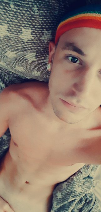 ?????? Follow James  @JamesFCdK ?????? @purelygayporn @HotUKLads @boyzspace @MeBU1978 @CuteHotBoys @FrenchGaymer