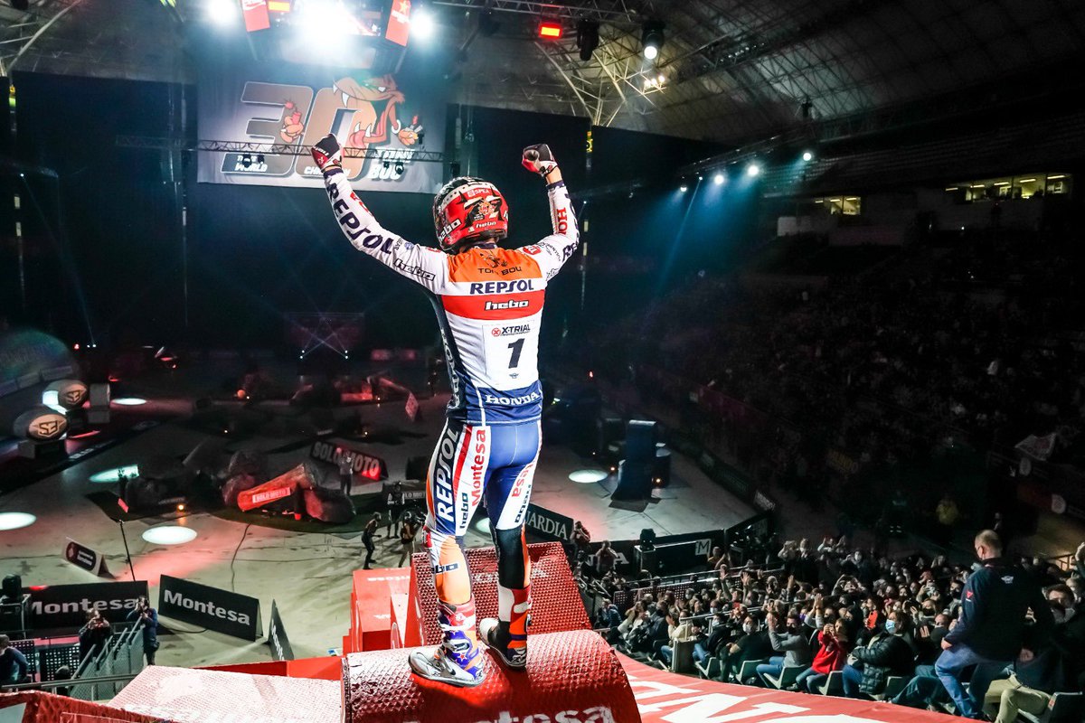 HCPiera's tweet photo. 🎉Comencem la setmana amb una doble felicitació!

Al pilot pierenc @tonibou_oficial pel seu 30è títol Mundial de Trial!

Per a la selecció espanyola @FedPatinaje, de nou campiona d'Europa, i dirigida pel tècnic @GCabestany20, exjugador del nostre club.

#OrgullPierenc https://t.co/7PSbSBUmUn