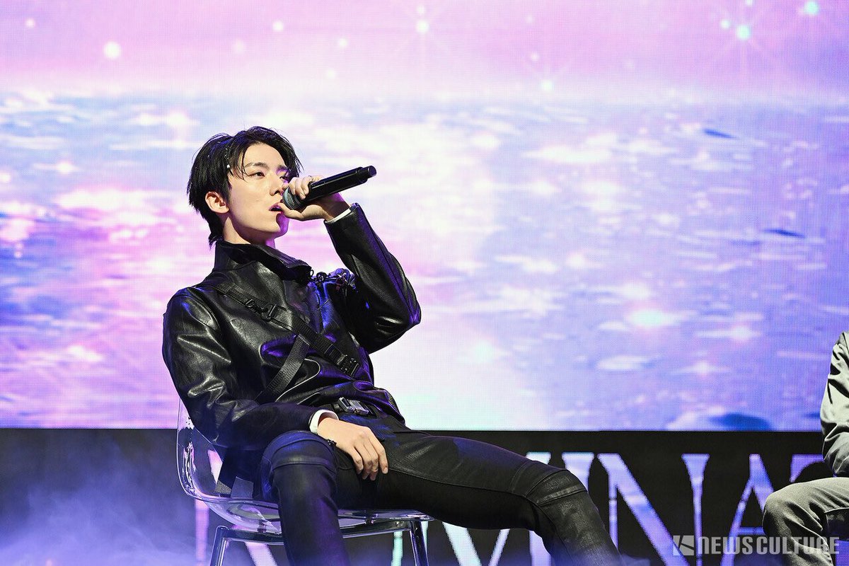 twinkyxstar's tweet photo. Rapper Hwiyoung so powerful 

SF9 TRAUMA OUT NOW
#SF9_RUMINATION_RELEASE
#휘영 #HWIYOUNG #SF9 @SF9official https://t.co/Ot35lbp8kx