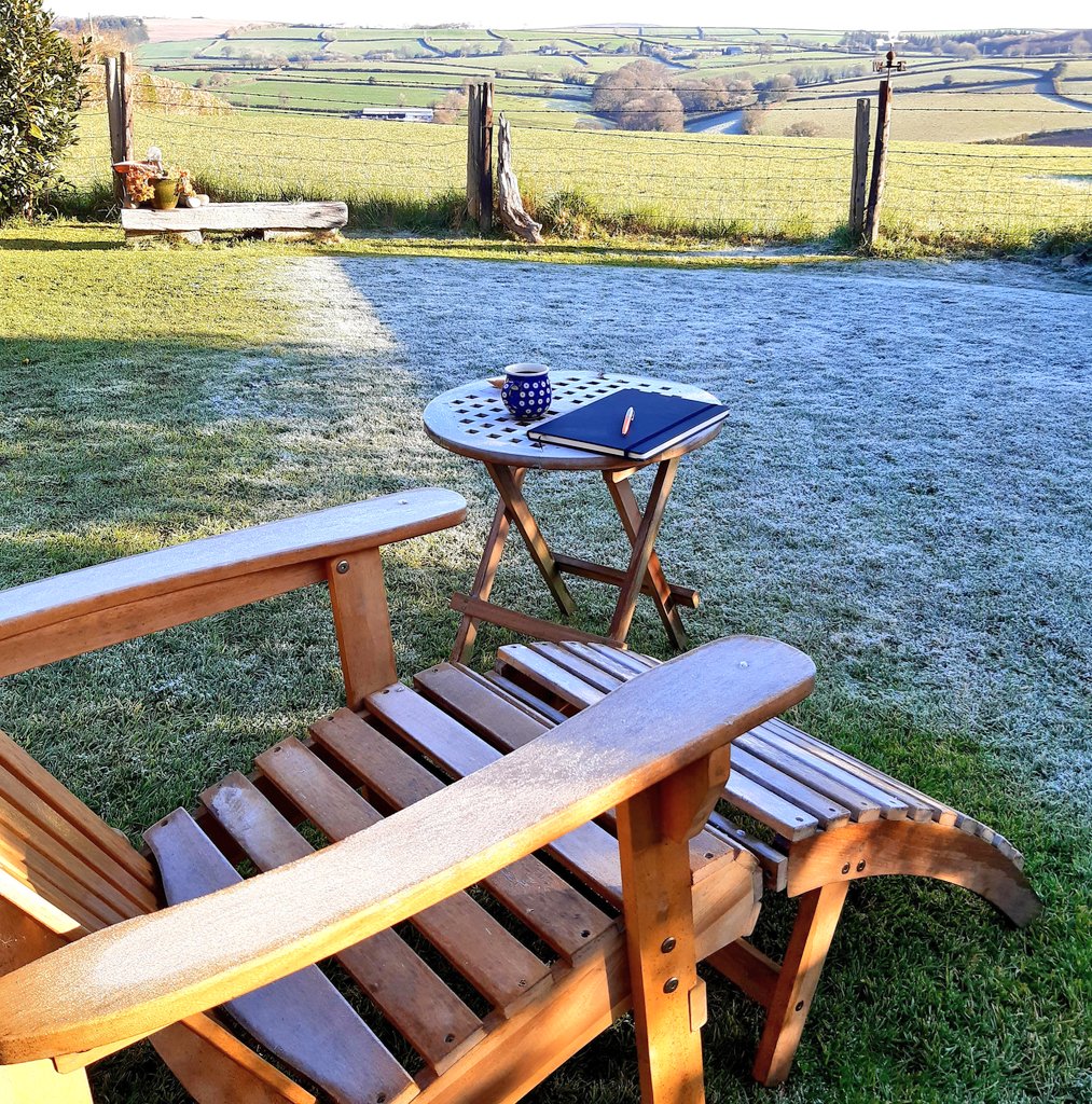 natashacarthew's tweet photo. Last night winter jumped down from the clouds and left a little of itself on the ground #amwriting #ViewfromtheCabin #Cornwall https://t.co/5IDgUMTB7n