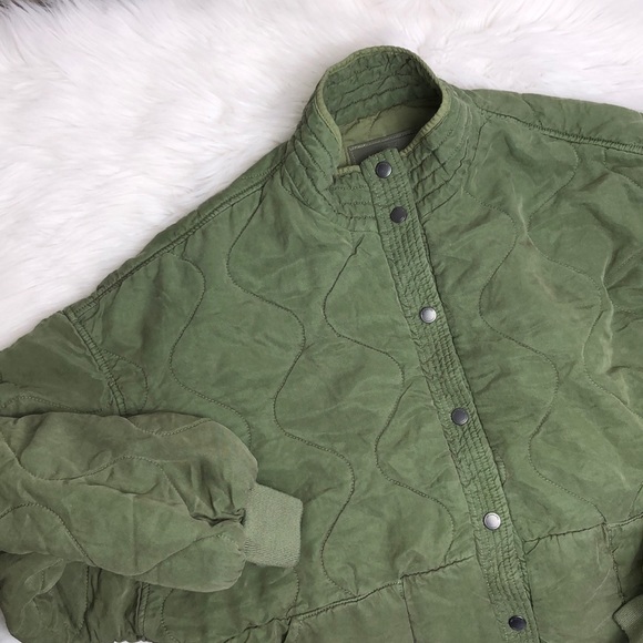 So good I had to share! Check out all the items I'm loving on <a href="/Poshmarkapp/">Poshmark</a> from @theposhpassport @Tarabz1116 <a href="/OddyseaPeculiar/">Oddyseas Peculiars</a> #poshmark #fashion #style #shopmycloset #thenorthface #oddyseas #blanknyc: posh.mk/kltY7aj5nlb