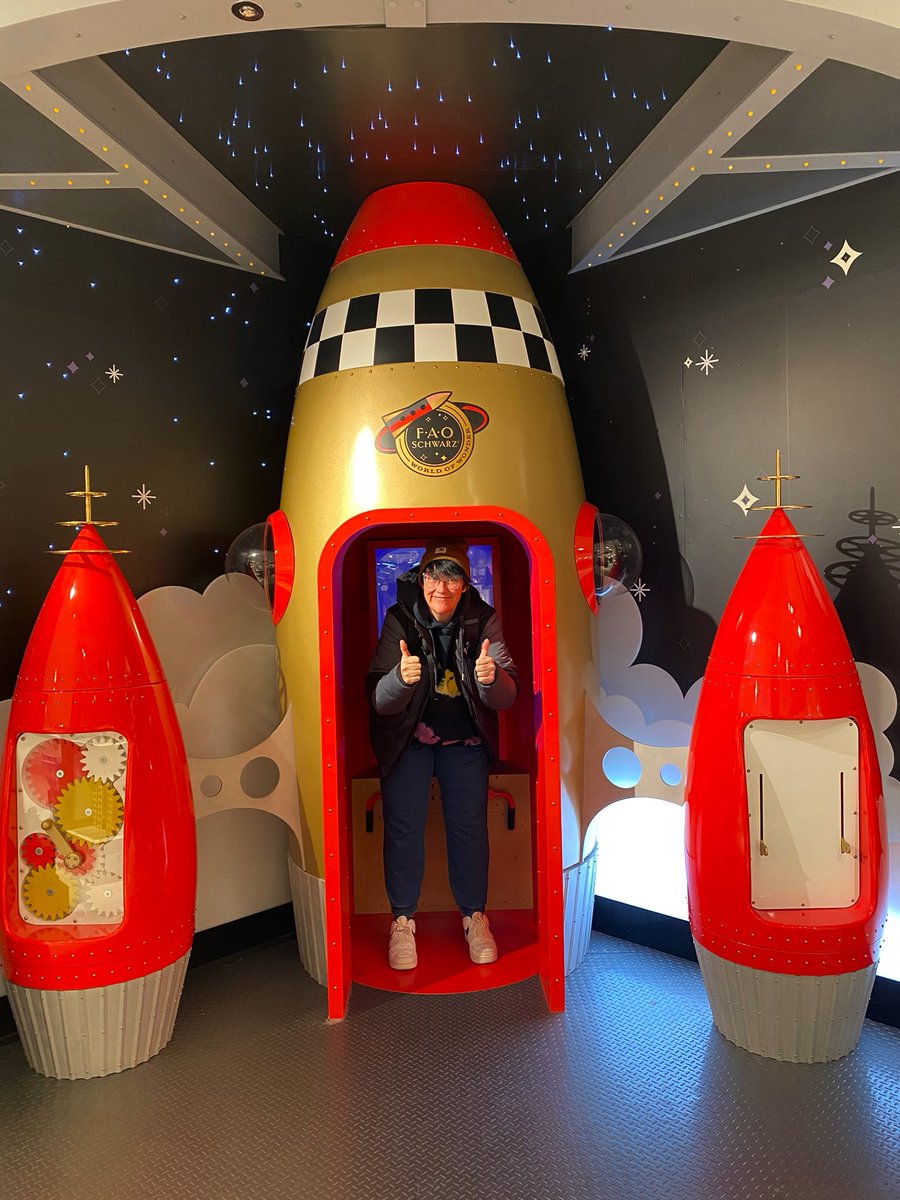 QICTM's tweet photo. Its Monday!! And it’s Day 1 of our launch week!!
@Becky_QICTM is ready!! Are you?!
Make sure you have your notifications turned on so you don’t miss out on any of our launch programme 🔔🚀
#iCTMLaunch #ConnectTransformMotivate #Day1 https://t.co/01HKkOUcUQ
