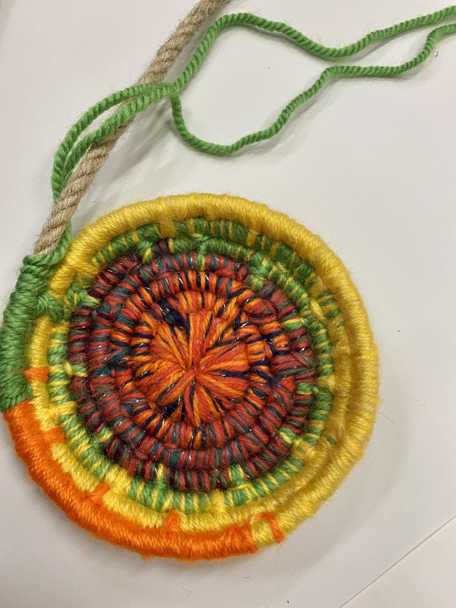 THATnetworkLDN's tweet photo. Fab making CPD, with @Esna_Su
We learnt about the concepts-ideas - then how to coil rope, using yarn & basketweaving techniques.
Thanks BerniYates @ual_insights ,artist Esna Su, the teachers & @THAMES_Music for support.
#coiling #artcpd #artisteacher #creativity #basketweaving https://t.co/1niAgi1ehb