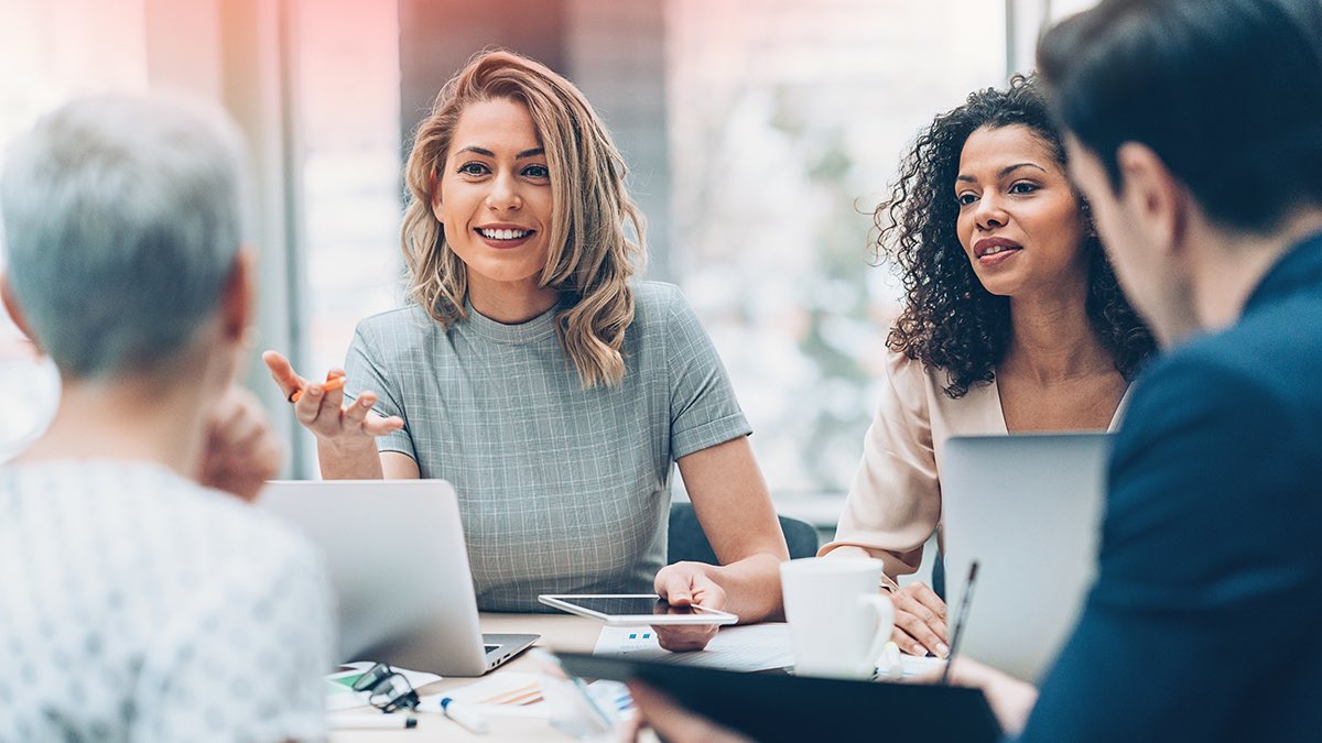 Im kommenden Jahr stehen in der #Banksteuerung enorme Veränderungen an, darunter z. B. die neuen IDH-Anforderungen, die kurzfristig umzusetzen sind. Wir unterstützen Sparkassen bei der Umsetzung: bit.ly/3ClCPGF