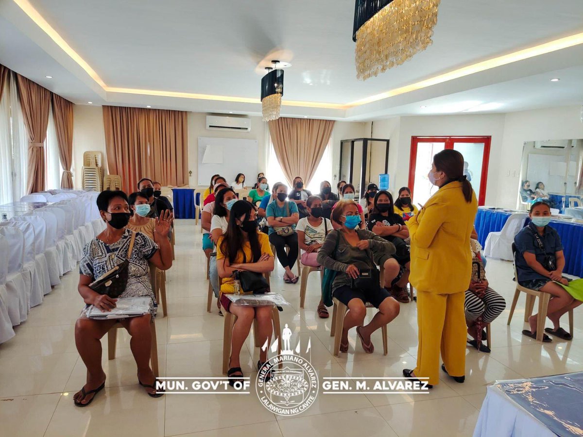 LGU_GMA's tweet photo. [ GMANIANS, NAKATANGGAP NG MEDICAL AT BURIAL ASSISTANCE ] 

Ngayong araw ay nakatanggap ng medical at burial assistance ang mga mamamayan sa GMA bilang bahagi ng programang "Aid to Individual in Crisis Situation" (AICS) na ginanap ngayong araw sa Agila Hall, Municipal Compound. https://t.co/Ch3bpfd0RD