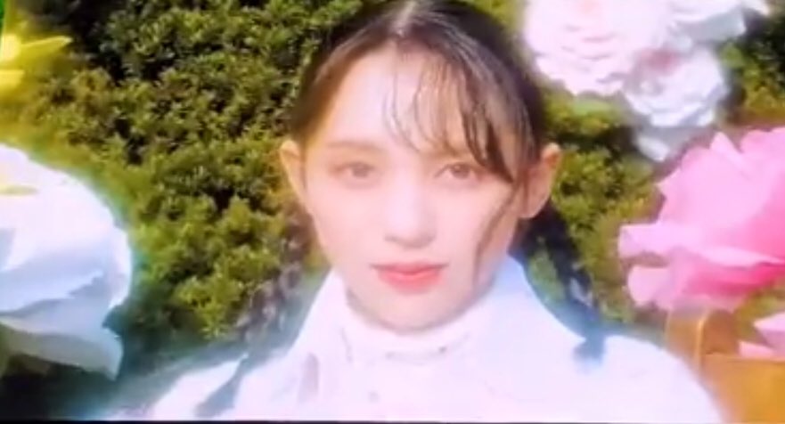 9699FILE's tweet image. they look ethereal 

#MASHIRO #CHOI_YUJIN #XIAOTING #CHAEHYUN