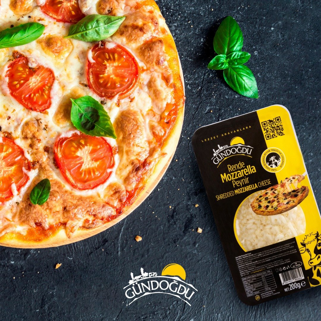 Lezzete davet! 💛Pizzaların vazgeçilmez peyniri Gündoğdu Mozzarella…📍😋💛

#GündoğduGıda #peynir #GündoğduMozzarella #pizza