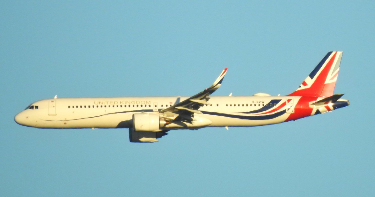 SkyScanphotos's tweet photo. Loving this capture in brilliant light this morning
Tracked with @scan_sky
Boris Force One ๐ฌ๐ง -
@TitanAirways/@RoyalAirForce - Airbus A321-253NX - G-XATW - #AWC645
Departed From @STN_Airport & In To @NCLairport. https://t.co/66U0QCLtVO