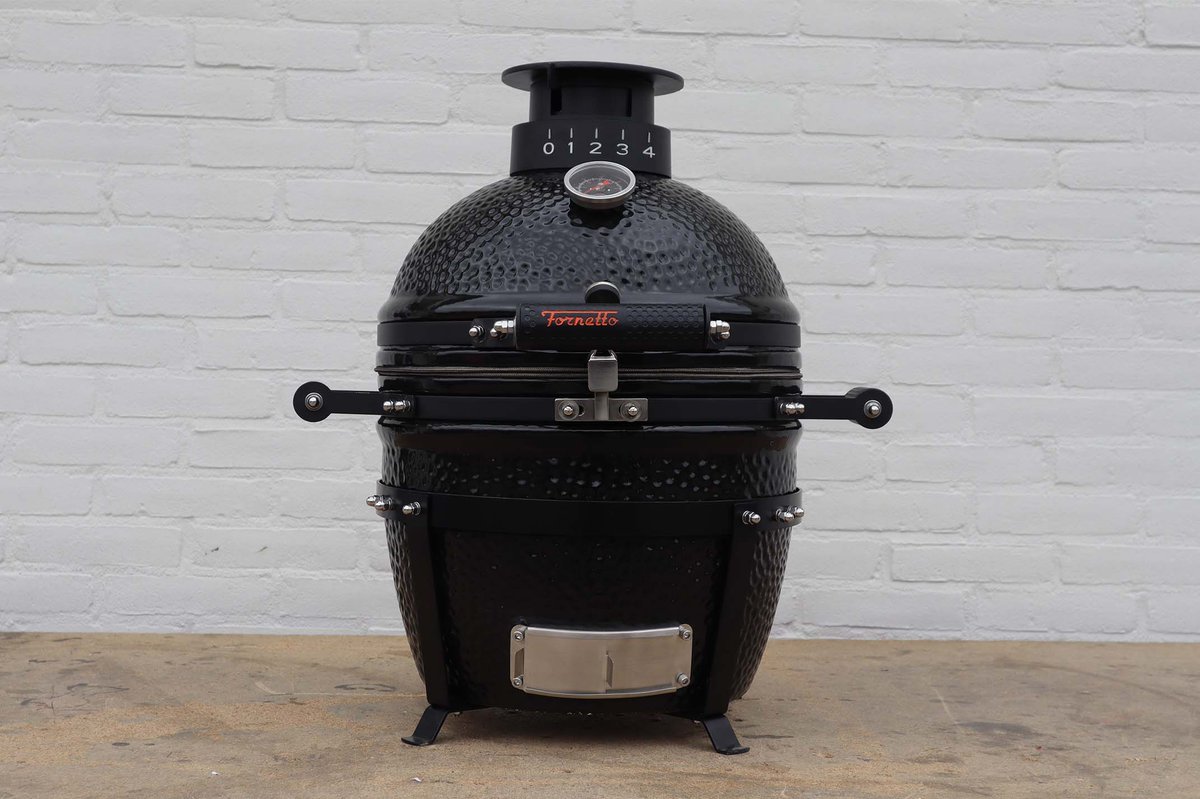 FornettoOven's tweet photo. Say hello to the Lento Small Black kamado. Compact and weatherproof – this model is made from high-quality materials and imparts an incredible smoky #BBQ flavour in everything you create!
Check out our complete range of #kamados https://t.co/Zq5Ar5czY4 
#Mastertheflame #Fornetto https://t.co/OZsKy15Wqd