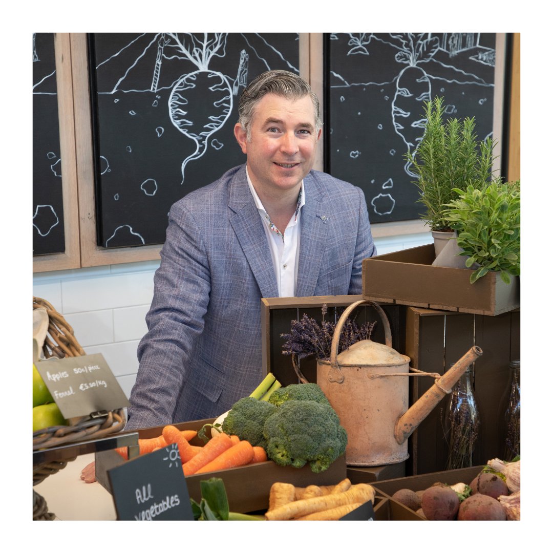 GatheredIreland's tweet photo. Let us introduce you to Eoin, one of our Operations Managers who works with a number of our key clients.
He brings a fantastic love of food to G&G and appreciates that we bring people together on many different levels.
#employeeappreciation #irishfoodie #irishbusinessnetwork https://t.co/2lkU0GnjpQ
