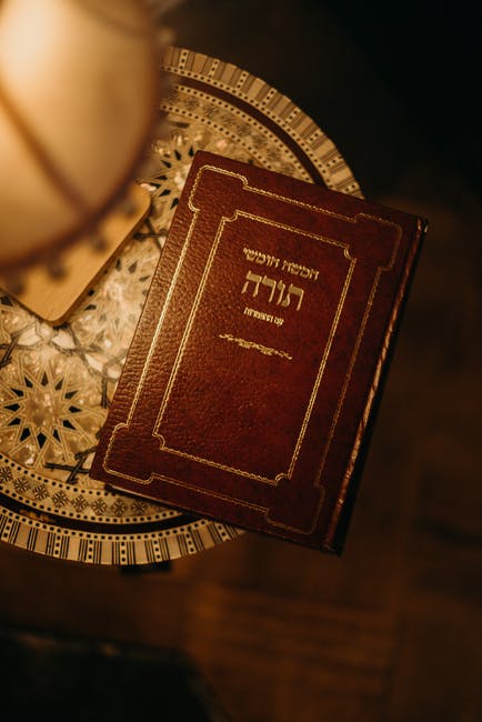 EDUC8_Project's tweet photo. Some people find the terms #Jew or #Judaism a little bit complex. Someone is born as a Jew when their mother is Jewish. One can also convert to Judaism.

👀 Visit https://t.co/62OITEQDb1 and take a look at our Shallow Module Course on Judaism.

@EU_Commission #Educ8 #resilience https://t.co/BwOuu9Jx4x