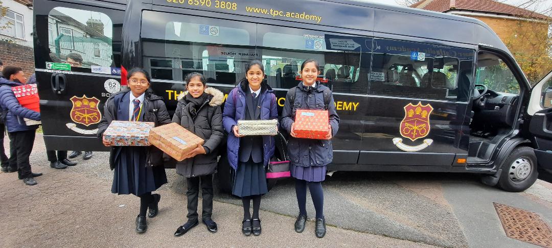 Palmer_Catholic's tweet image. 49 shoeboxes filled, wrapped and delivered for #operationchristmaschild.  Big team effort, well done everyone for supporting this project!  We will find out in March which country our shoeboxes travelled to #showboxes #samaritanspurse #christmas