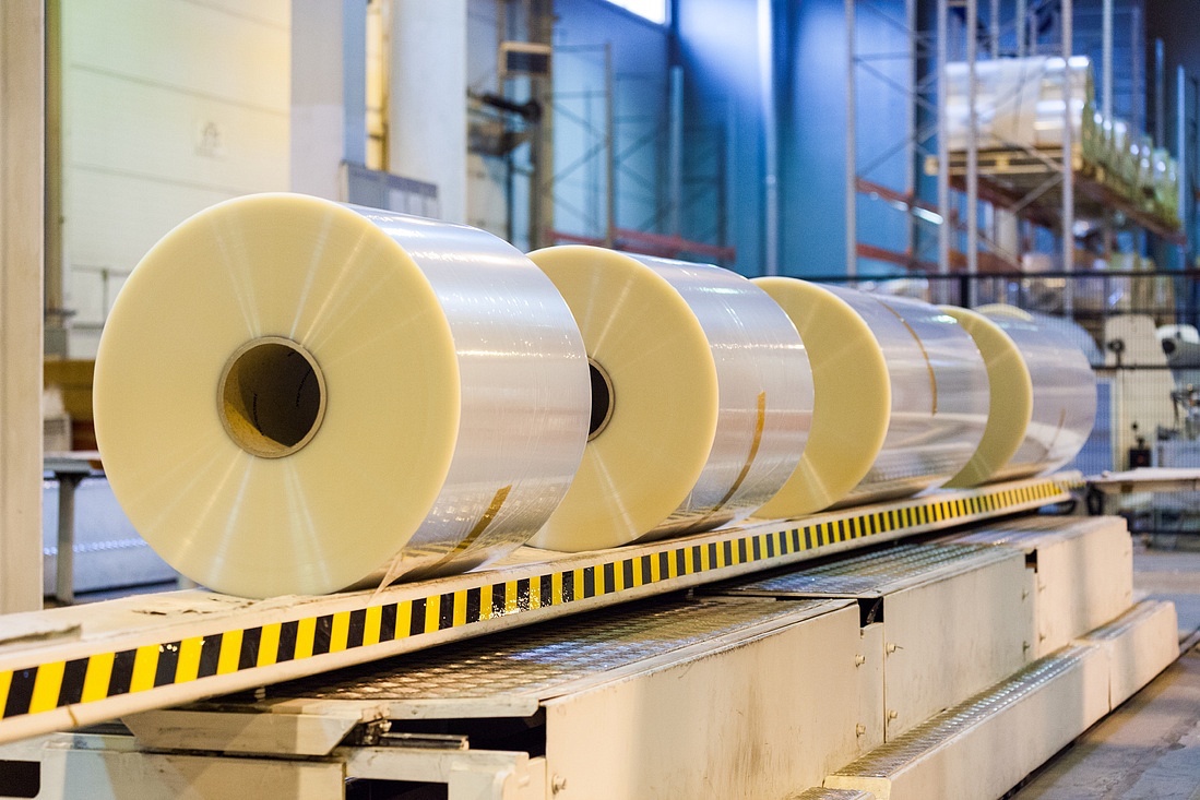 One of Russia's largest #BOPP film producers, Biaxplen, part of Sibur Group, plans to invest in the modernisation of its equipment to manufacture complex films and new grades as demand for flexible #plastics packaging continues to grow. Via @PlasticsInPkg: plasticsinpackaging.com/expanding-home/