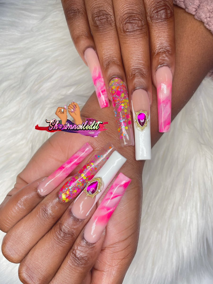 💗💗

• ALL Acrylic 🗣🚨
•
• Book with the link below 
•
•square.site/book/E20HW1XT0… 
•
#757nails #757nailtech #norfolknailtech #norfolknails #portsmouthnails #portsmouthnailtech #suffolknails #newportnewsnailtech #hamptonroadsnails #hamptonnails #shawnnailedit