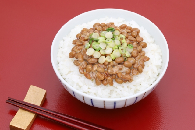 My article on Japan's most famous fermented soybean has gotten over 400 views! Thank you all for