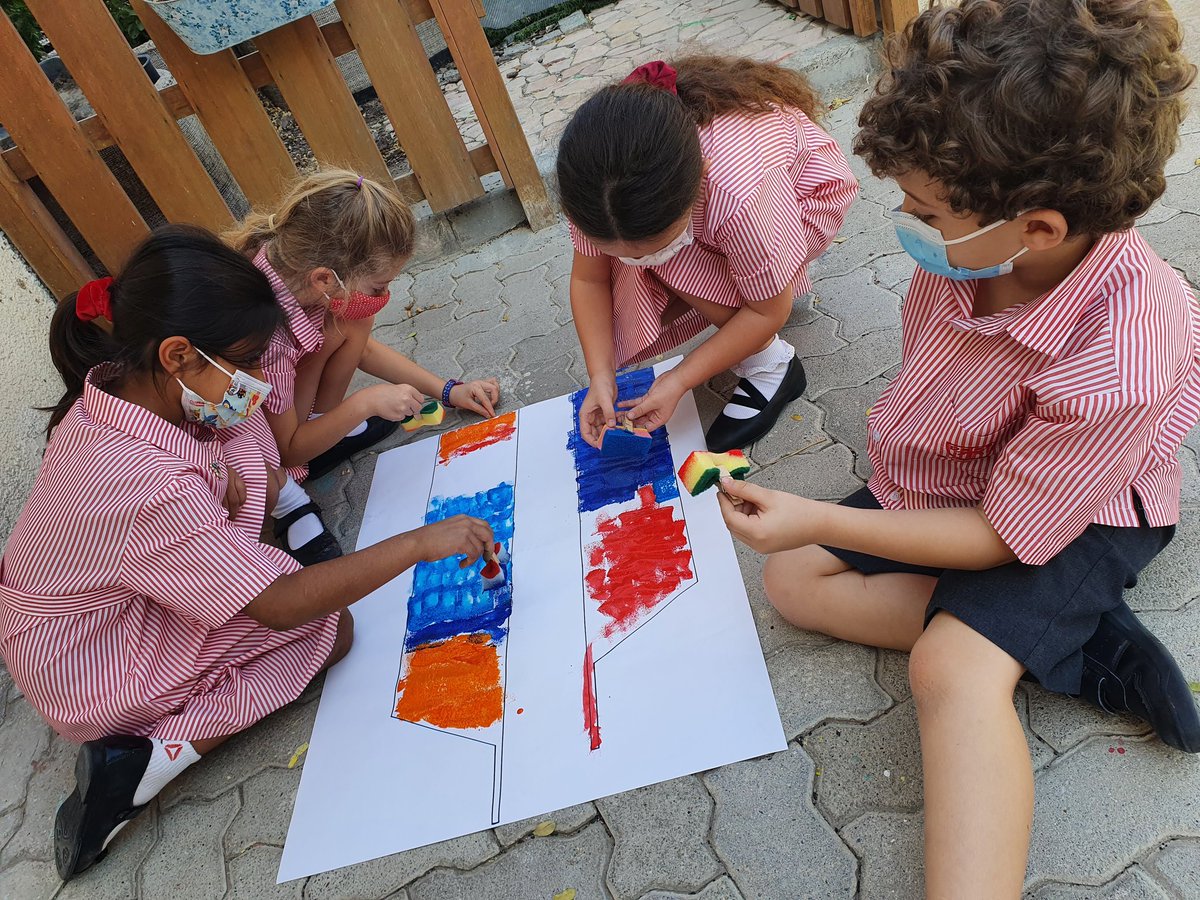 DESSyear2's tweet photo. Using sponge painting to recreate the famous #DubaiSkyline #DESSYear2Red #DESSSocialStudiesWeek @DESSsocials https://t.co/DMvxZ4IT8c