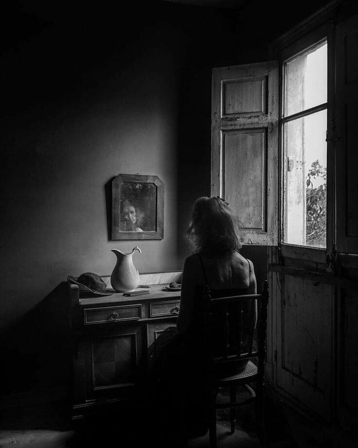 "Luego alcancé a comprender que el tiempo nunca se gana y que nunca se pierde, que la vida se gasta, simplemente". 
Almudena Grandes
📷Aitor Arana Arruti