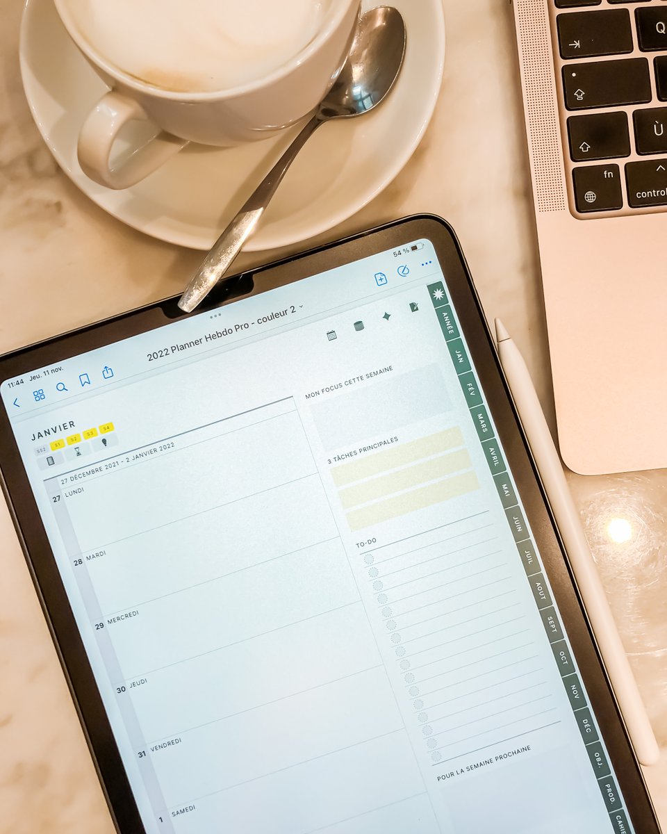 Aujourd'hui c'est le lancement officiel de ma boutique d'agendas et carnets numériques pour iPad et tablettes. J'ai un toute nouvelle collection pour l'année 2022. C'est parti ! 🎉💛🤩 #digitalplanning #digitalplanner #agenda2022

inmotionplanner.com/boutique/