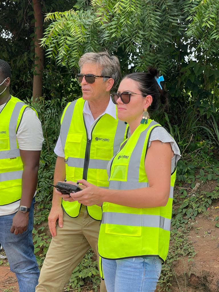 SKTAeroShutter tweet media