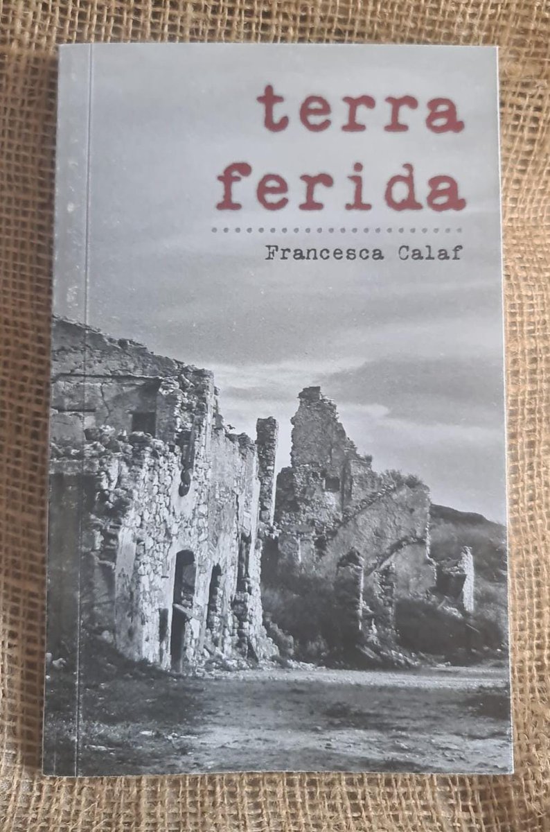 Un llibre carregat de sentiments i dolor.
Una ferida encara oberta al nostre territori, escenari de la Batalla de l'Ebre.