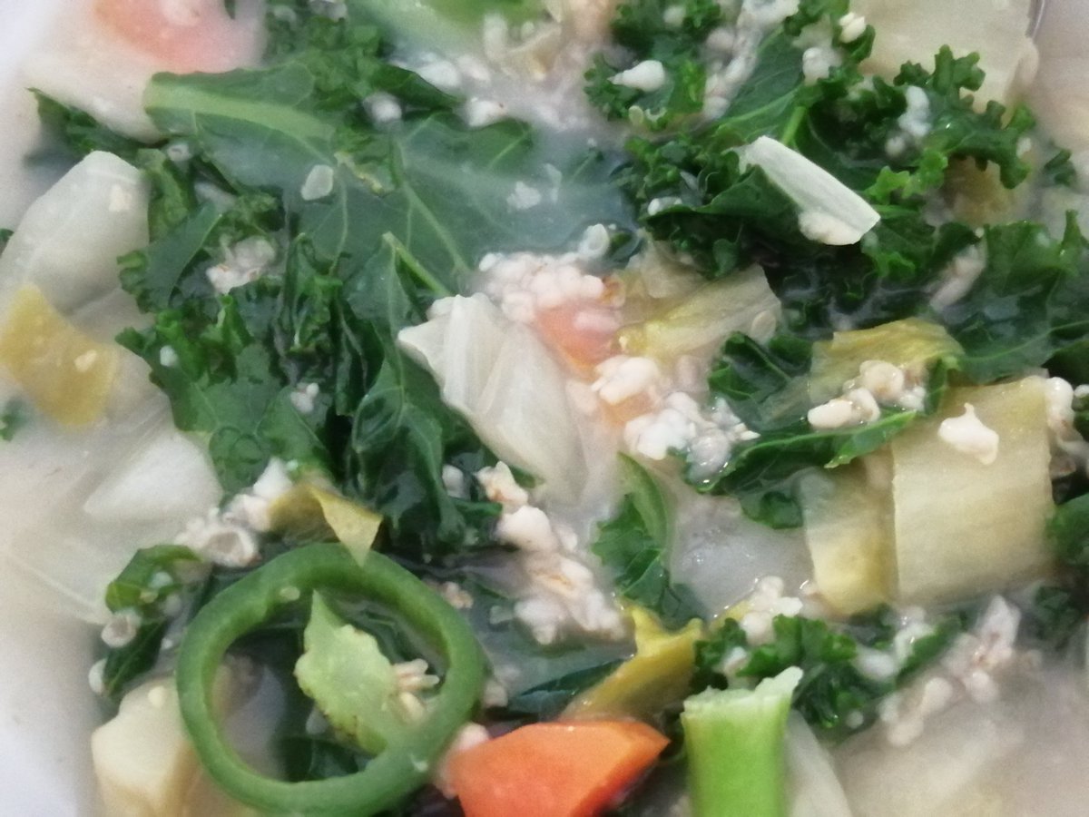 What are you nourishing yourself with today?
A fundamental understanding for me is around eating the food I deeply need. 

Today's breakfast is porridge with homemade chicken stock with veg. 

 #transformation #food #wellbeing #selfdevelopment #personaldevelopment